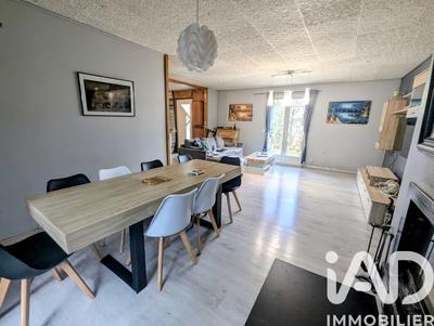 Maison - 97 m² - 4 pièces