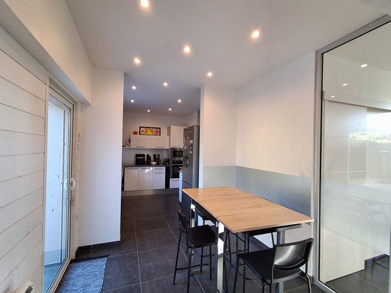 Maison - 101 m² - 5 pièces