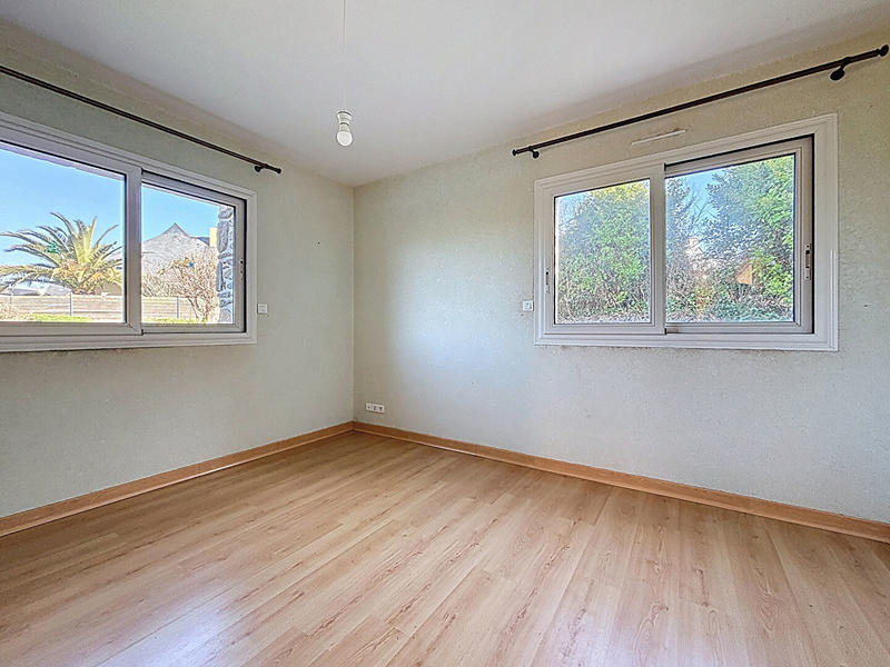 Maison - 175 m² - 8 pièces