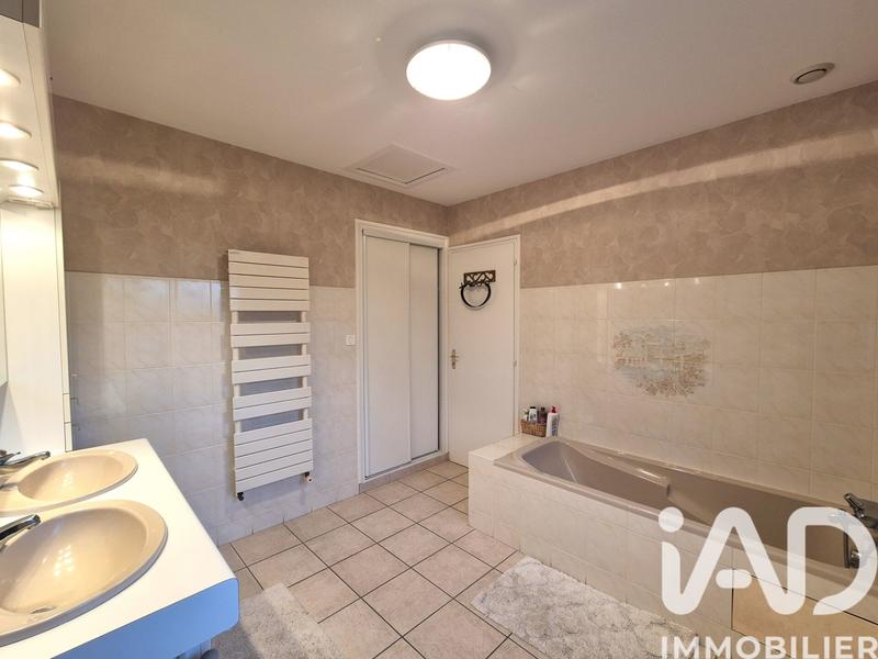 Maison - 155 m² - 6 pièces