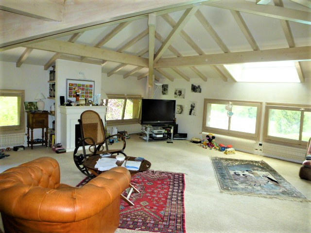 Propriété - 263 m² - 8 pièces