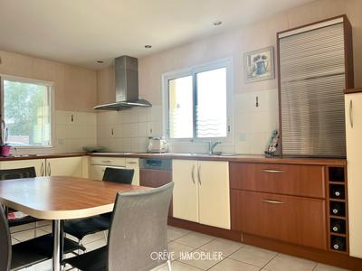 Maison - 165 m² - 8 pièces