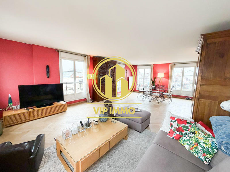 Appartement - 123 m² - 6 pièces