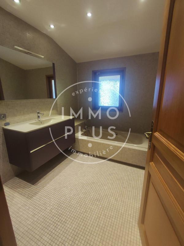 Maison - 176 m² - 5 pièces