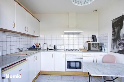 Appartement - 100 m² - 4 pièces