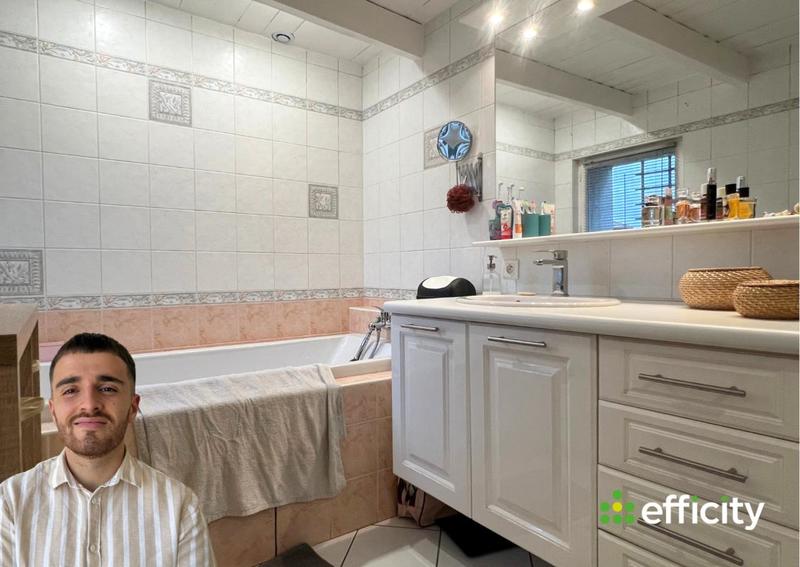 Maison - 101 m² - 5 pièces