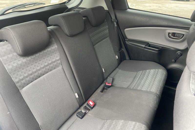 Toyota Yaris 100 Vvt-i Dynamic