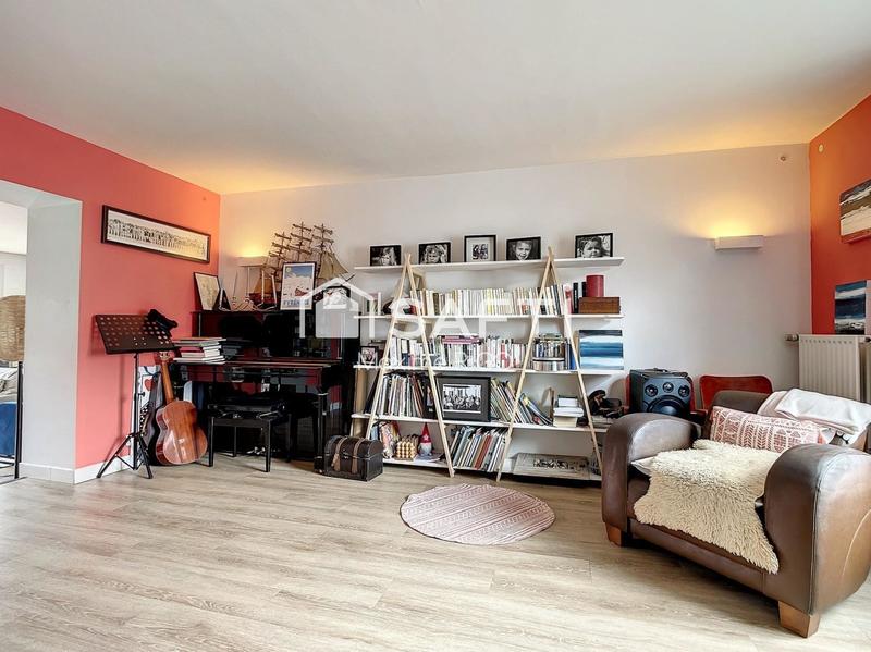 Maison de ville - 212 m² - 9 pièces