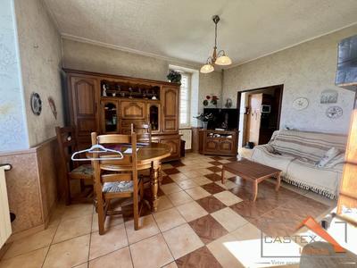 Maison - 178 m² - 8 pièces