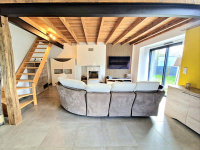 Maison - 311 m² - 7 pièces