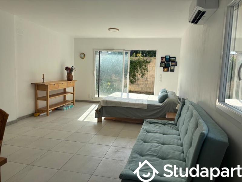 Chambre - 43 m² - 1 pièce