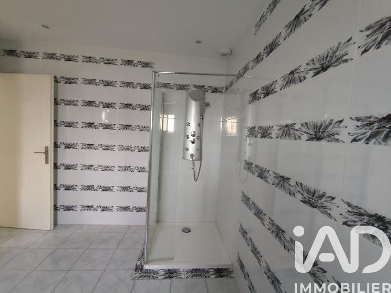 Maison - 93 m² - 5 pièces