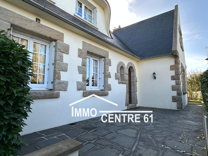Maison - 163 m² - 5 pièces