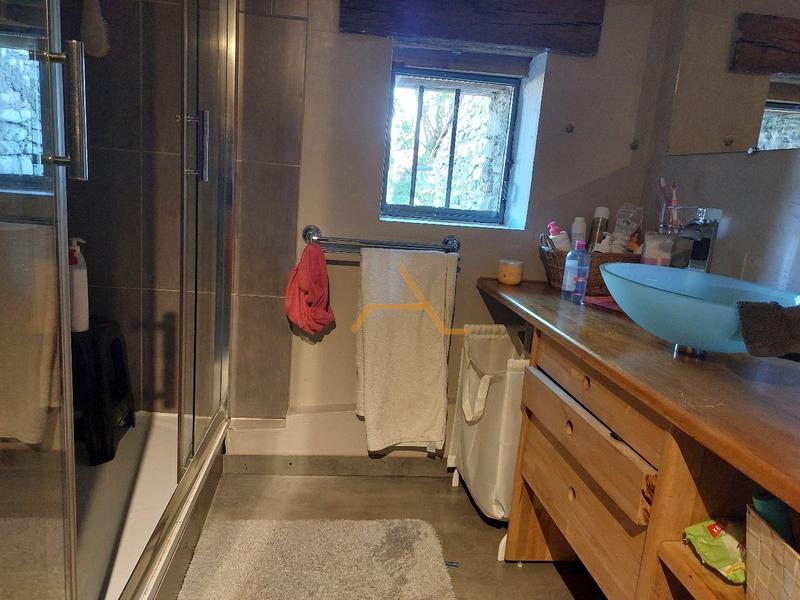 Maison de village - 229 m² - 7 pièces