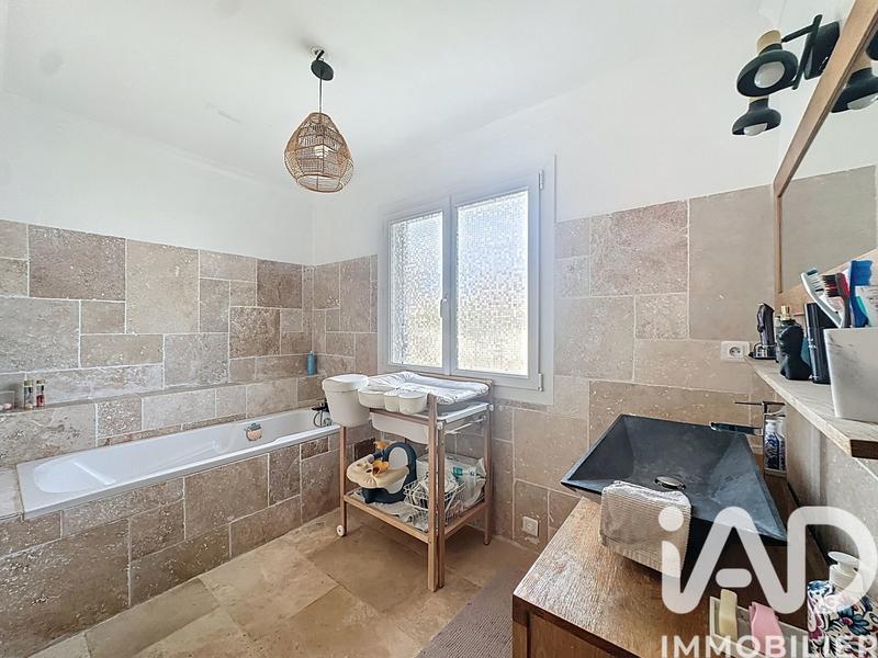 Maison - 206 m² - 6 pièces