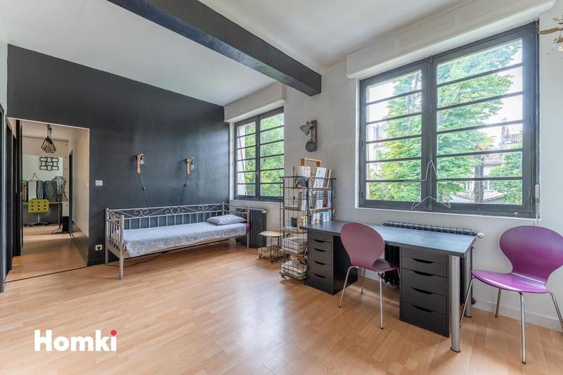 Appartement - 132 m² - 6 pièces