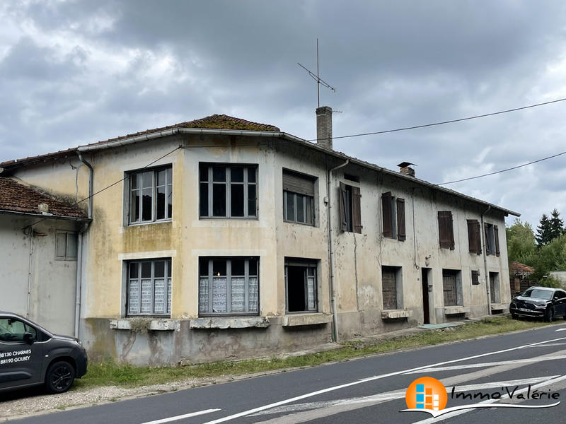 Maison - 306 m² - 10 pièces