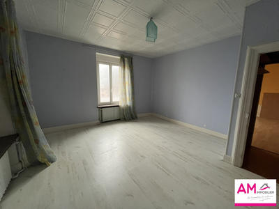 Maison - 300 m² - 9 pièces