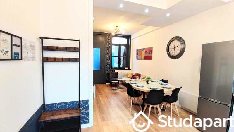 Chambre - 9 m² - 1 pièce