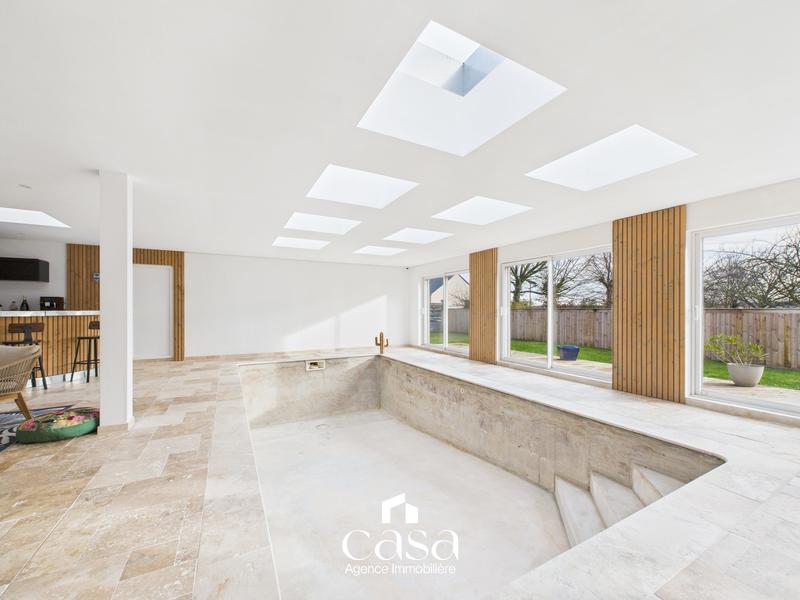 Maison contemporaine - 210 m² - 6 pièces