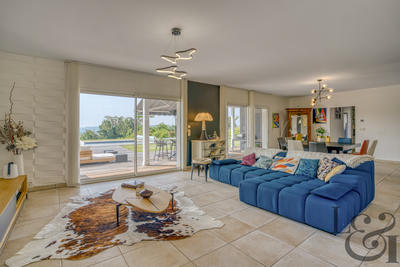 Maison - 145 m² - 4 pièces