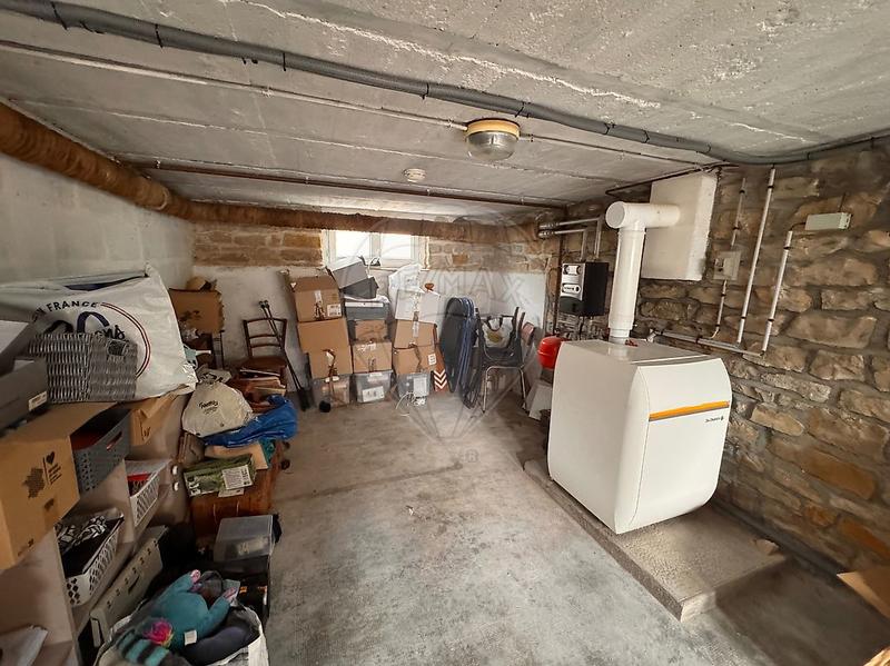 Maison - 96 m² - 4 pièces