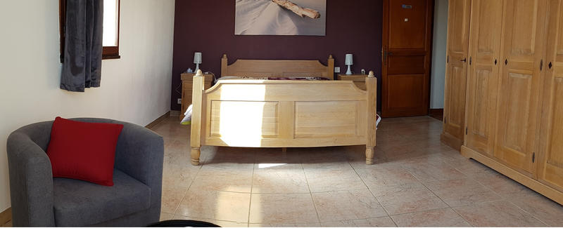 Maison - 235 m² - 10 pièces