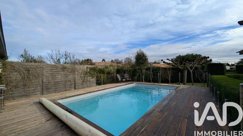 Maison - 98 m² - 4 pièces