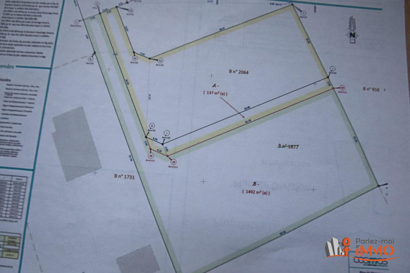 Terrain - 1 492 m²