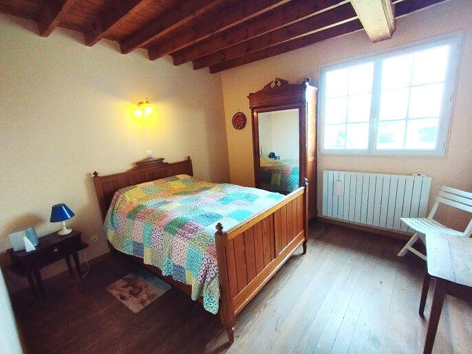 Maison - 242 m² - 7 pièces