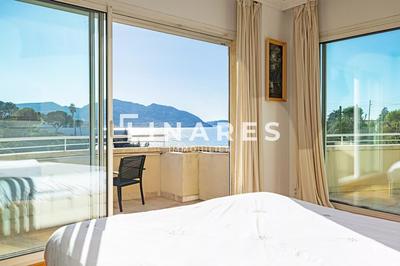 Maison - 355 m² - 9 pièces