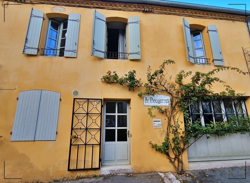 Maison - 293 m² - 8 pièces