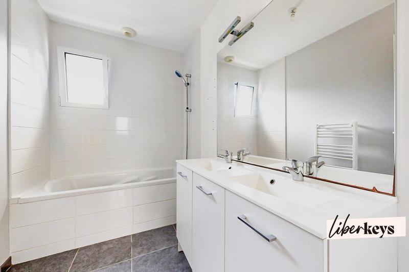 Maison - 102 m² - 5 pièces