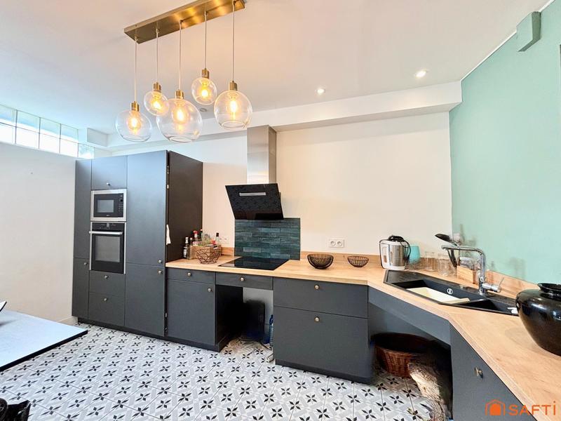 Maison de ville - 206 m² - 6 pièces