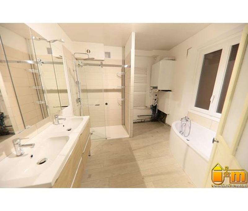 Maison traditionnelle - 107 m² - 5 pièces