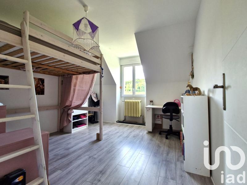 Maison - 275 m² - 11 pièces