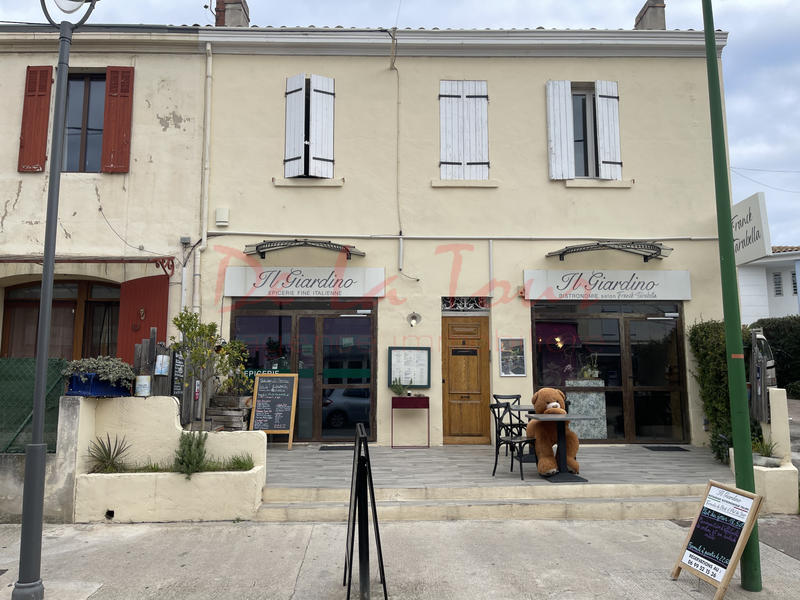 Local commercial - 134 m² - 5 pièces