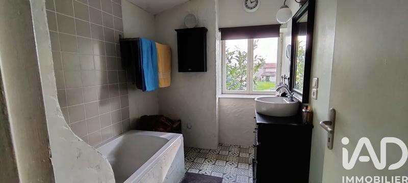 Maison - 229 m² - 7 pièces