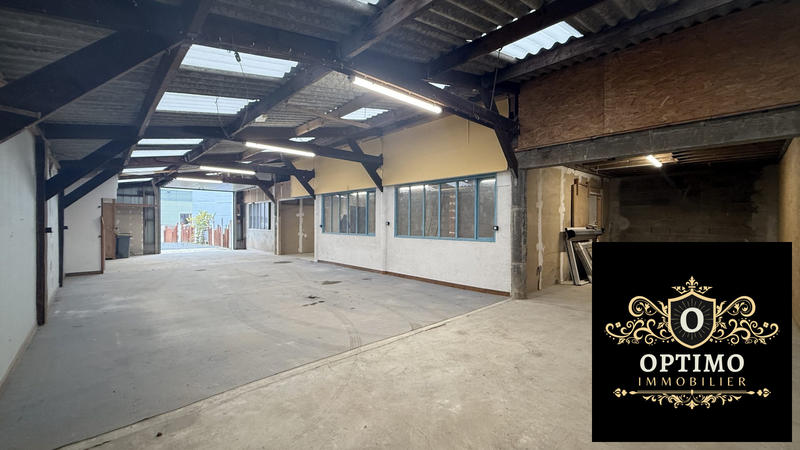 Local commercial - 240 m²
