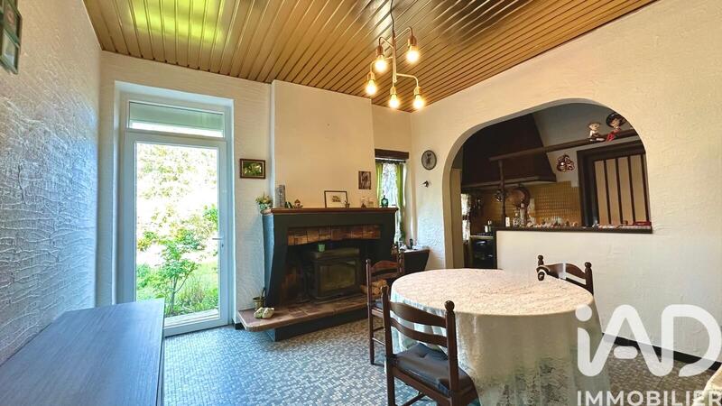 Maison de ville - 240 m² - 7 pièces