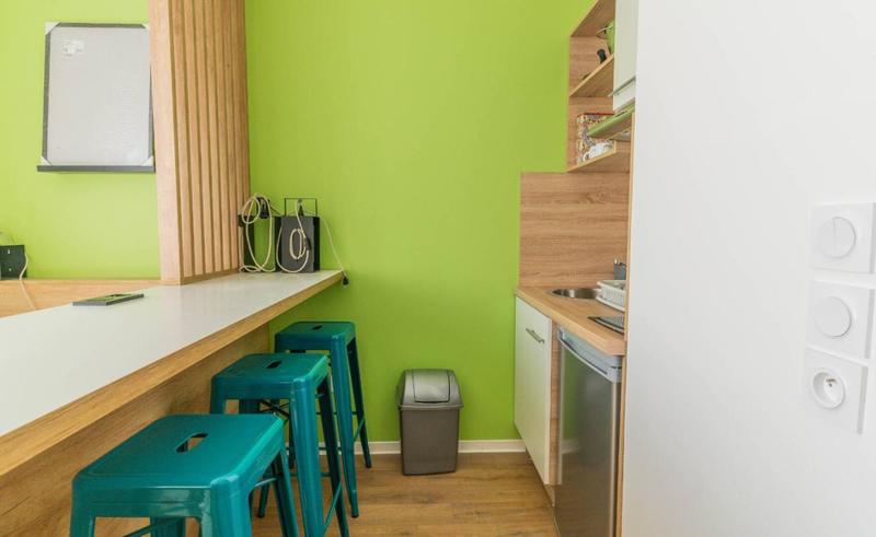 Chambre - 14 m² - 1 pièce