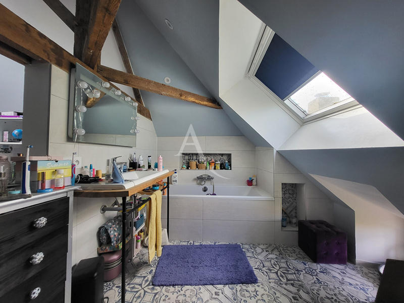 Maison - 144 m² - 6 pièces