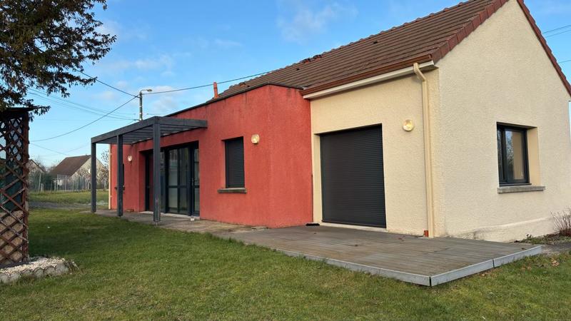 Maison - 90 m² - 4 pièces