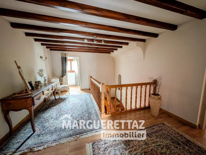 Villa - 290 m² - 8 pièces