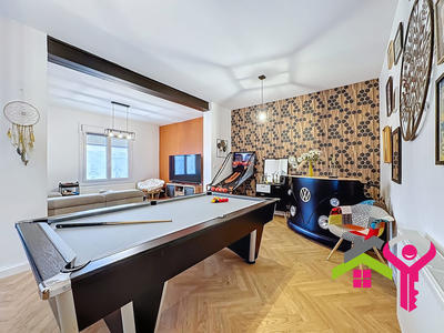 Maison - 141 m² - 5 pièces