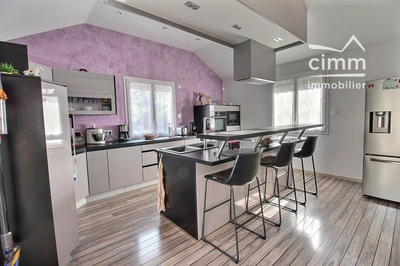 Villa - 140 m² - 4 pièces