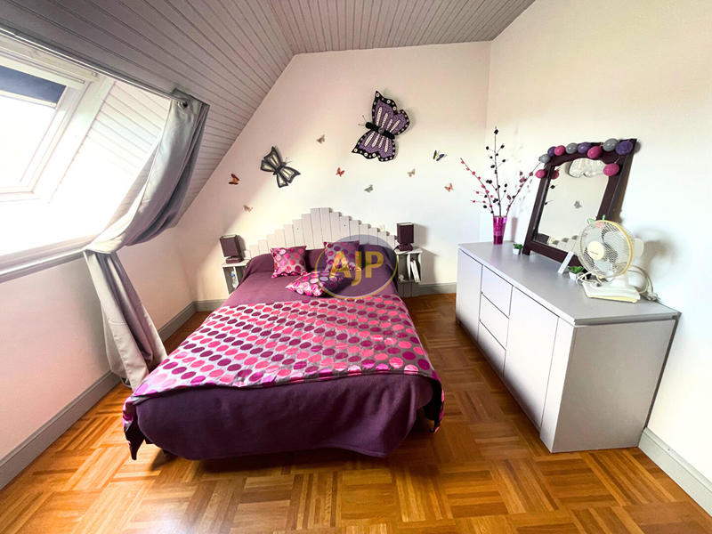 Maison - 155 m² - 7 pièces