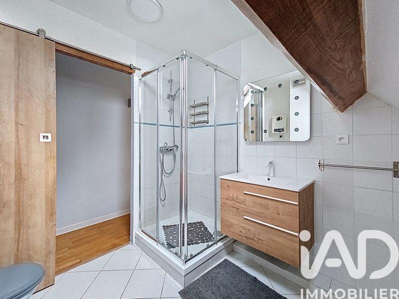 Maison - 188 m² - 9 pièces