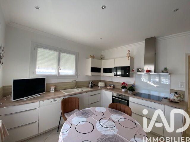 Maison - 98 m² - 5 pièces