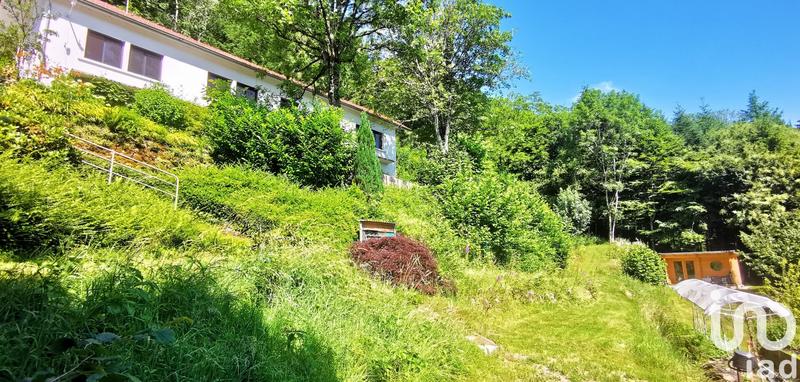 Maison - 204 m² - 5 pièces